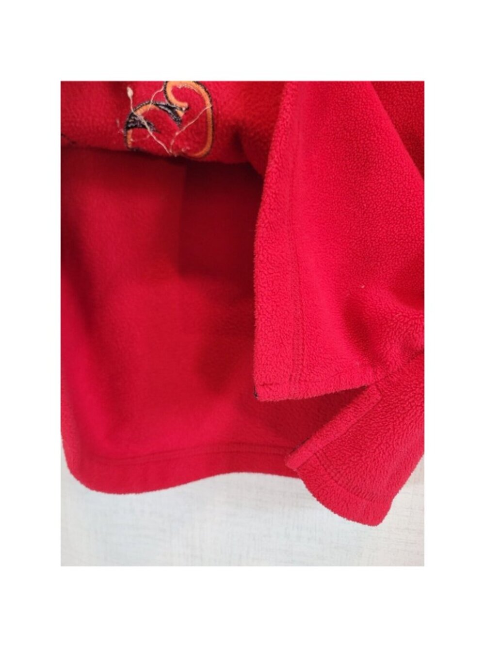 Vintage Disney Sweater Womens M Red Fleece Embroidered Tigger Winnie the Pooh - Picture 4 of 7